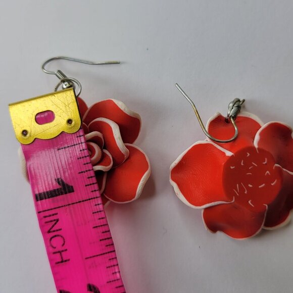 Red Flower Small Floral Earrings - Picture 3 of 4